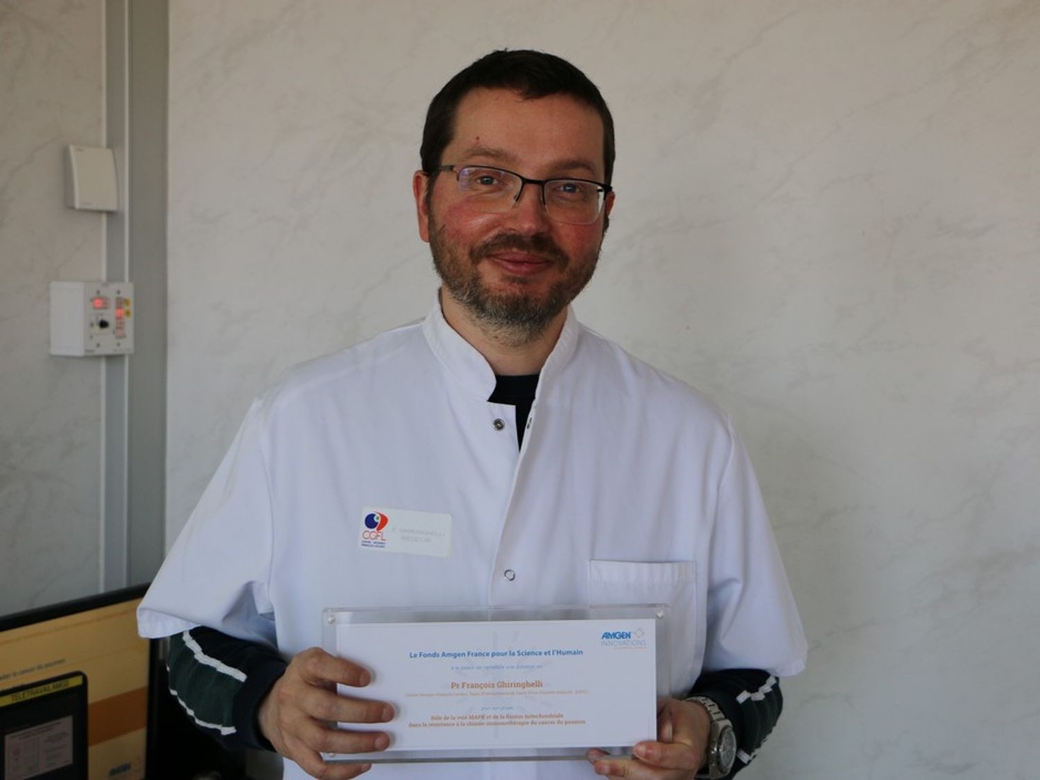Un professeur dijonnais primé pour ses recherches sur le cancer du poumon